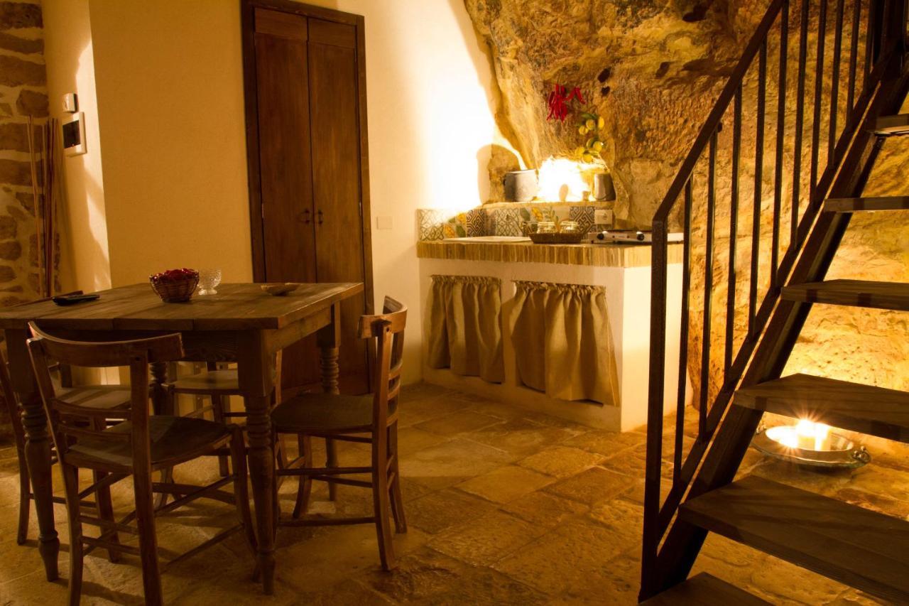 Case-Grotte Degli Avi, Esperienza Abitativa In Grotta Modica Ngoại thất bức ảnh