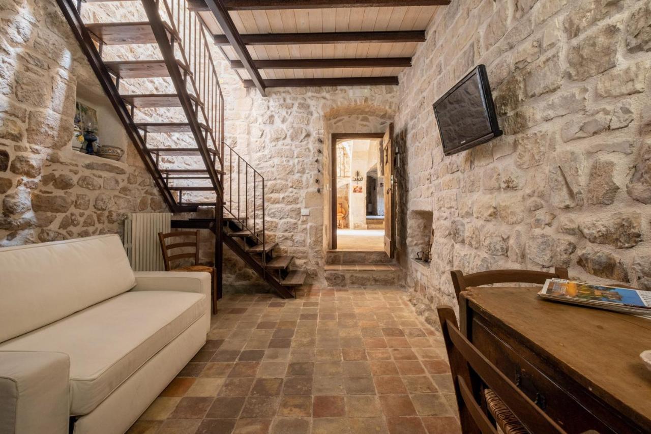 Case-Grotte Degli Avi, Esperienza Abitativa In Grotta Modica Ngoại thất bức ảnh