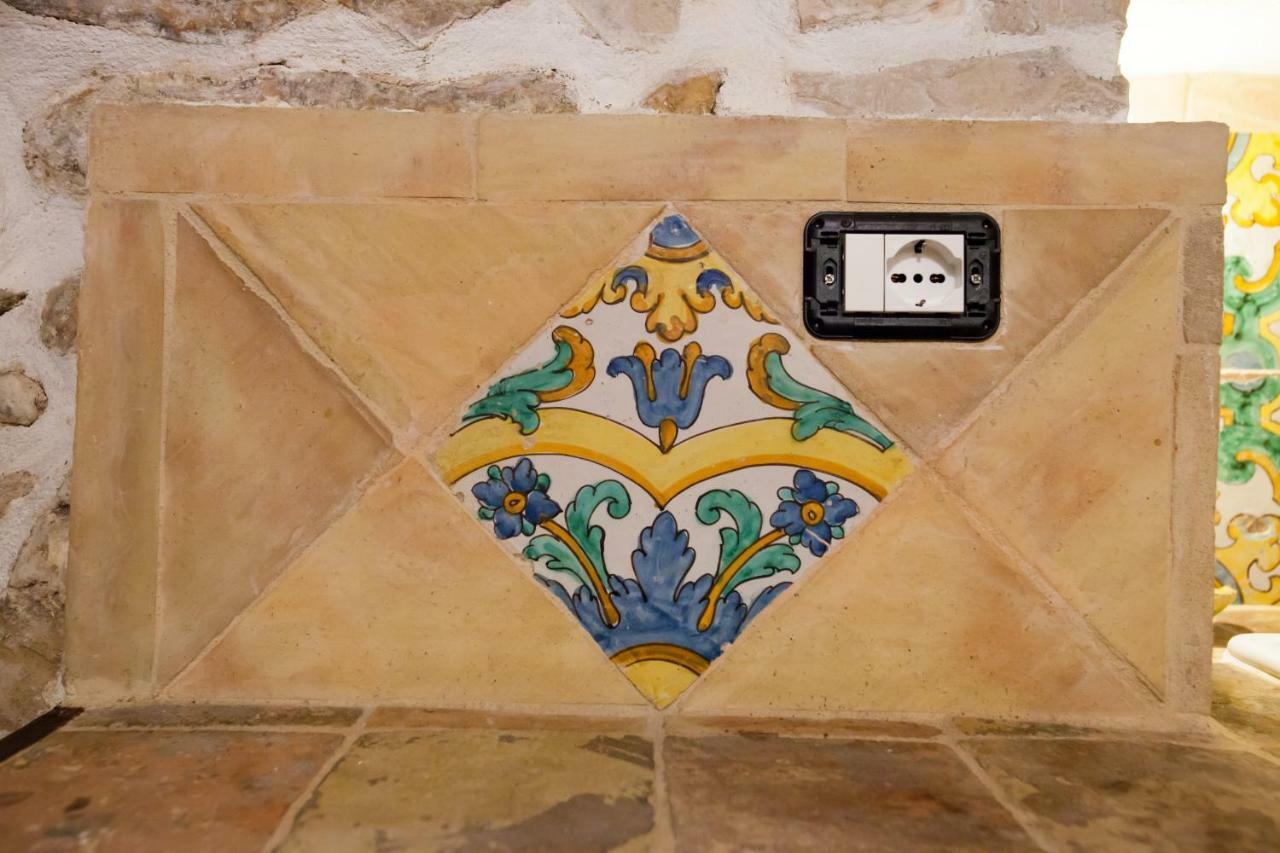 Case-Grotte Degli Avi, Esperienza Abitativa In Grotta Modica Ngoại thất bức ảnh