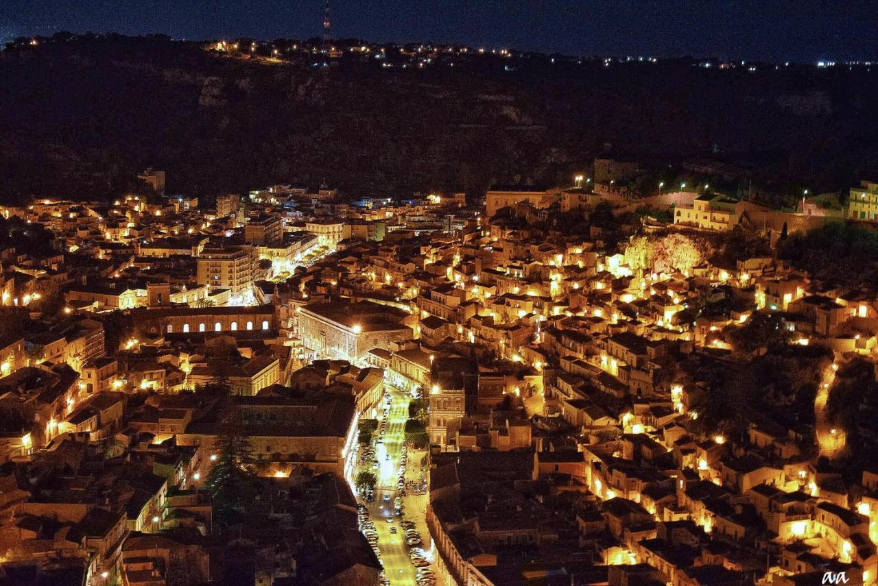 Case-Grotte Degli Avi, Esperienza Abitativa In Grotta Modica Ngoại thất bức ảnh