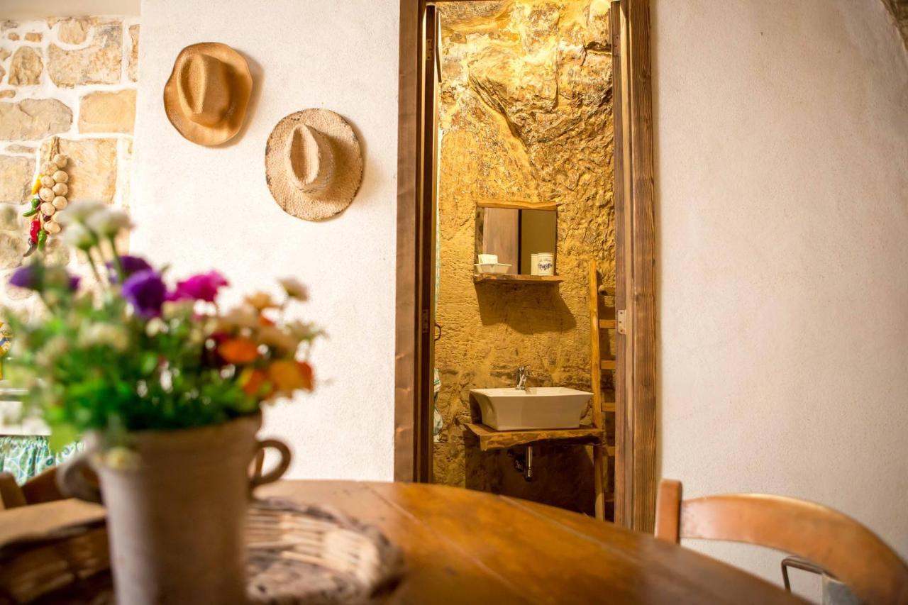 Case-Grotte Degli Avi, Esperienza Abitativa In Grotta Modica Ngoại thất bức ảnh